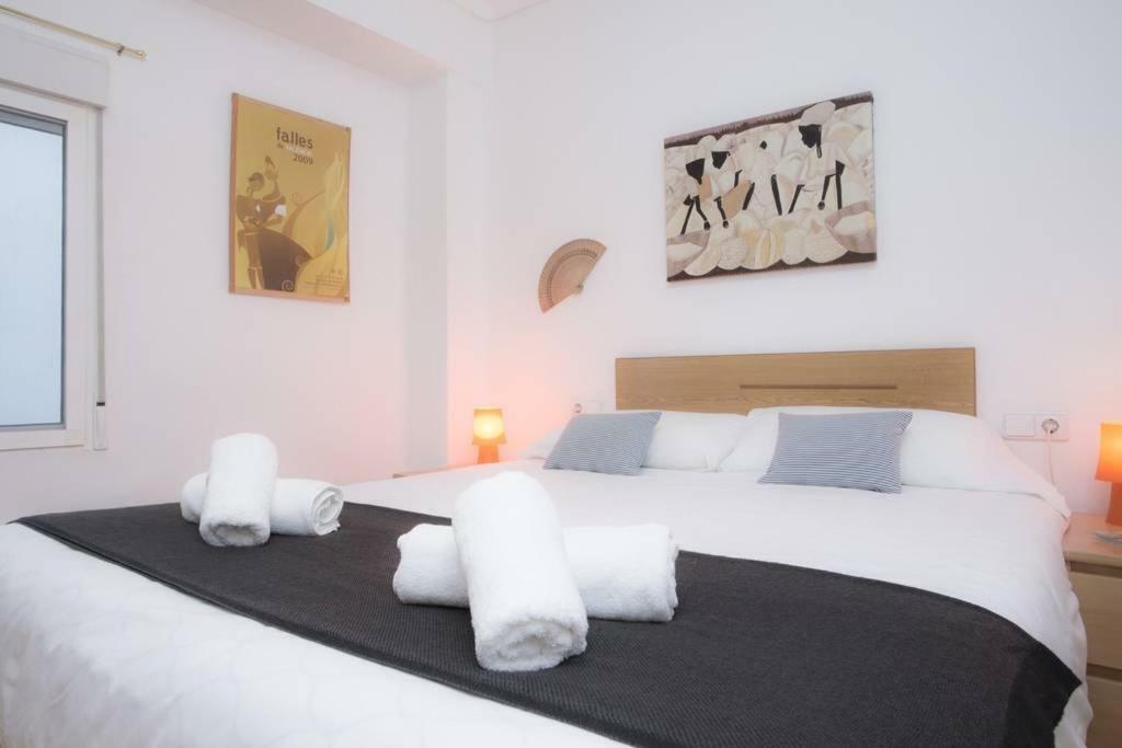 Sivera-Centro Apartment Valenza Esterno foto