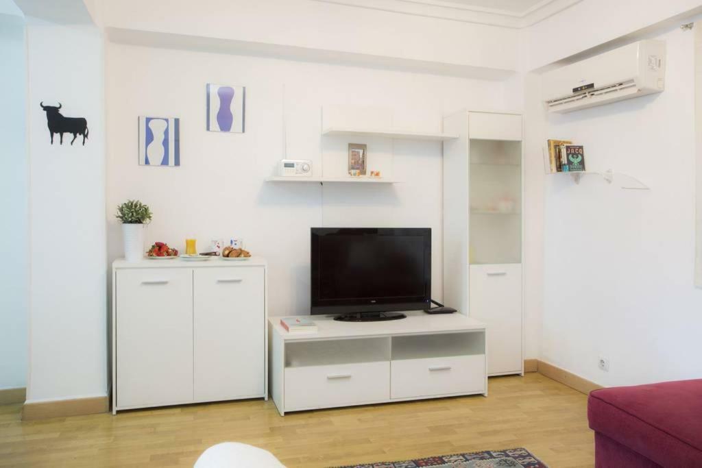 Sivera-Centro Apartment Valenza Esterno foto