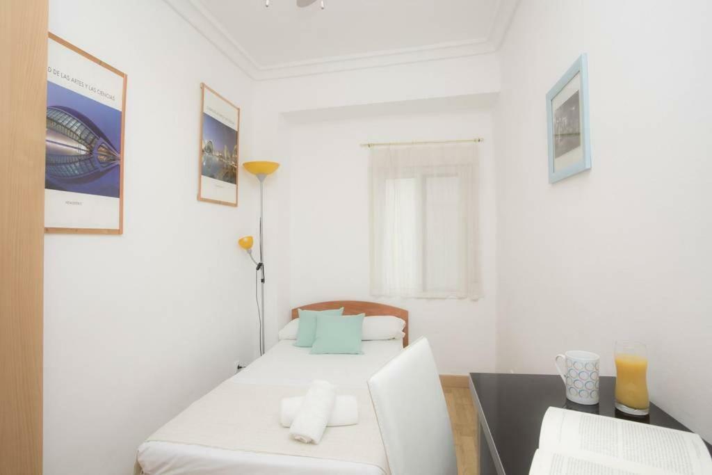 Sivera-Centro Apartment Valenza Esterno foto
